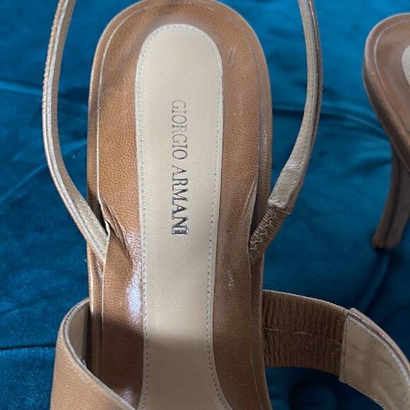 GIORGIO ARMANI BEIGE SANDALS SZ 9 - Picture 3 of 8